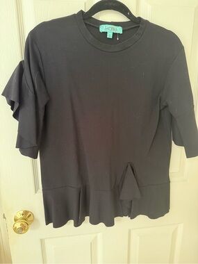 Karlie FLUTTER SLEEVE BLOUSE